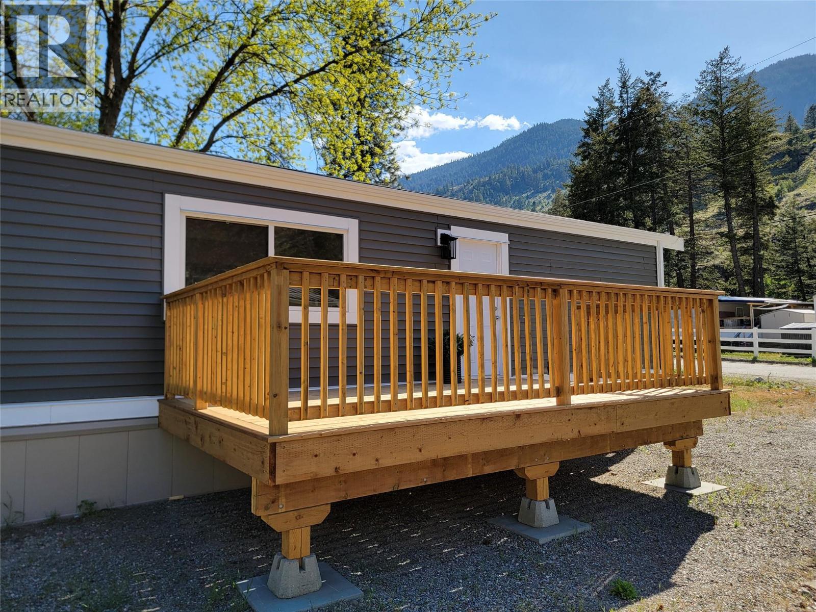 1514 Highway 3A Unit# 3, Keremeos, BC