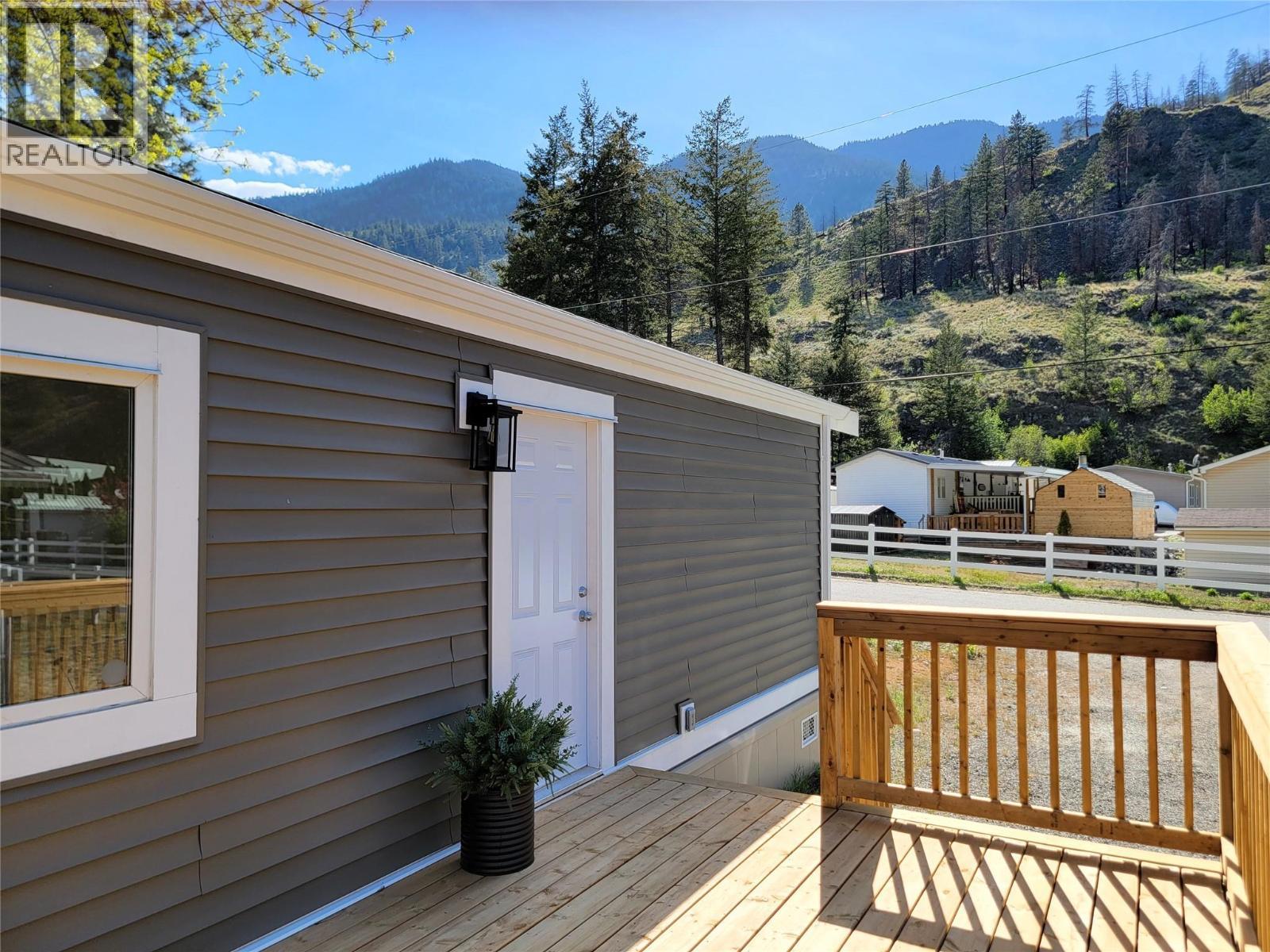 1514 Highway 3A Unit# 3, Keremeos, BC