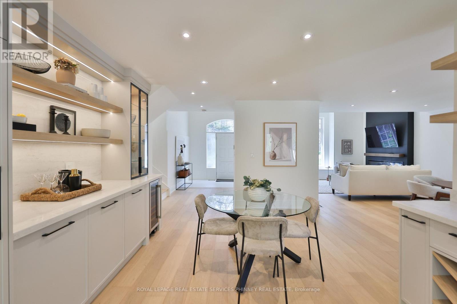 1340 Contour Drive, Mississauga, ON - Indoor