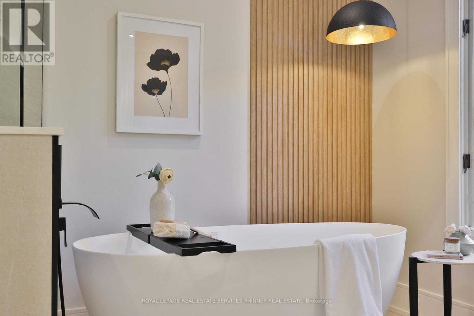 1340 Contour Drive, Mississauga, ON - Indoor Photo Showing Bathroom