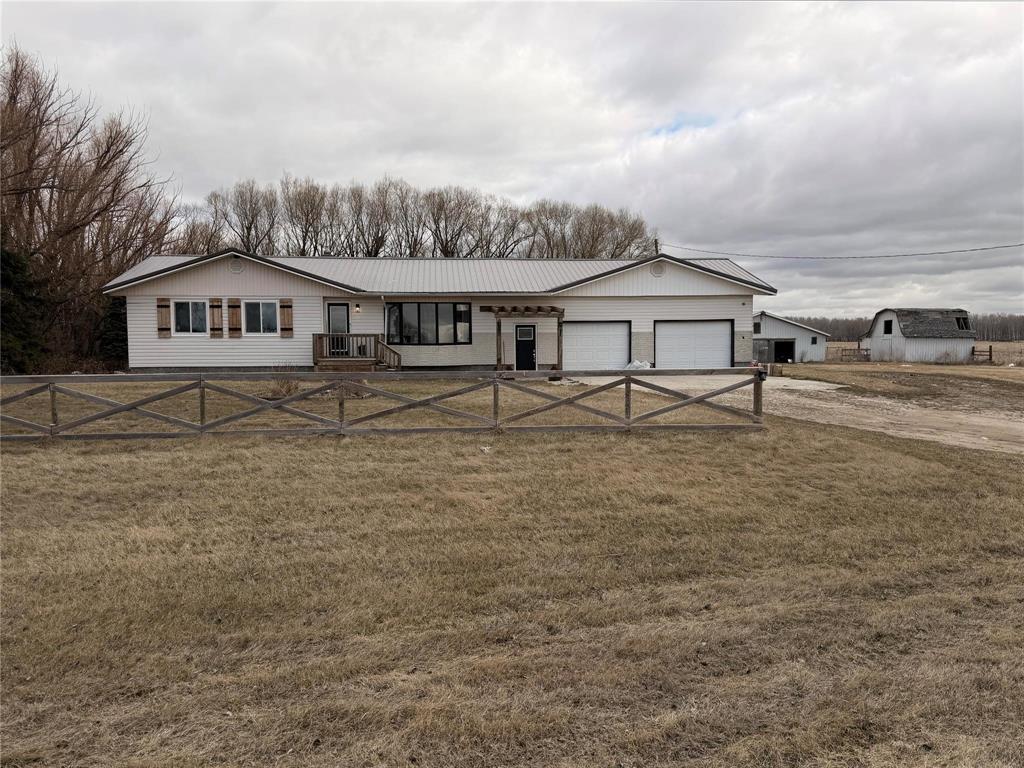 30113 20N Road, Grunthal, MB - Outdoor