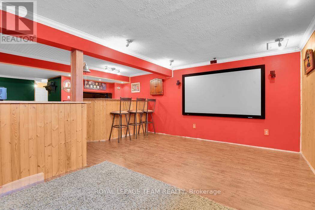 162 Redcliff Avenue, Ottawa, ON - Indoor Photo Showing Other Room