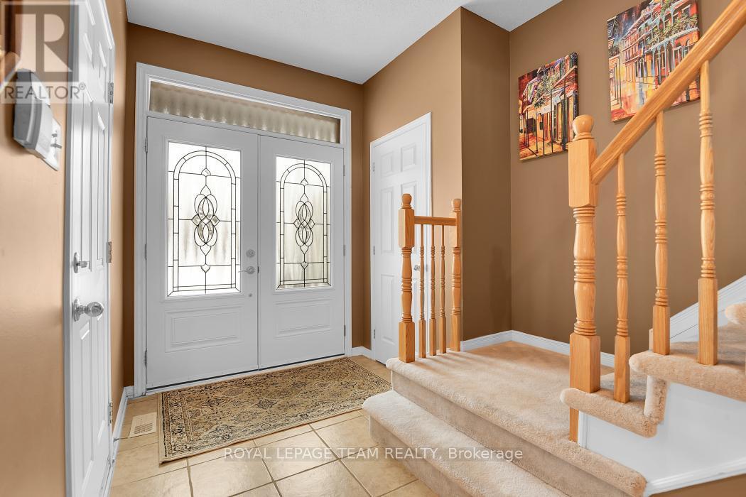 162 Redcliff Avenue, Ottawa, ON - Indoor Photo Showing Other Room