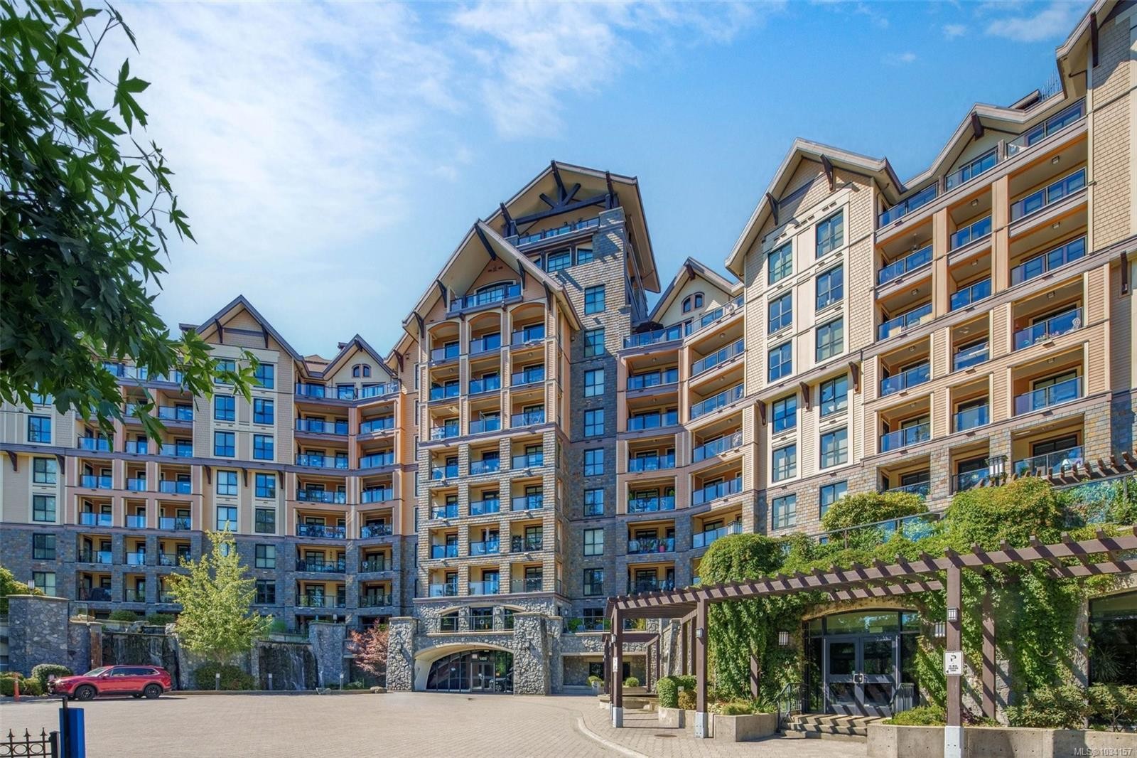 #113-1400 Lynburne Pl, Langford, BC - Outdoor With Facade