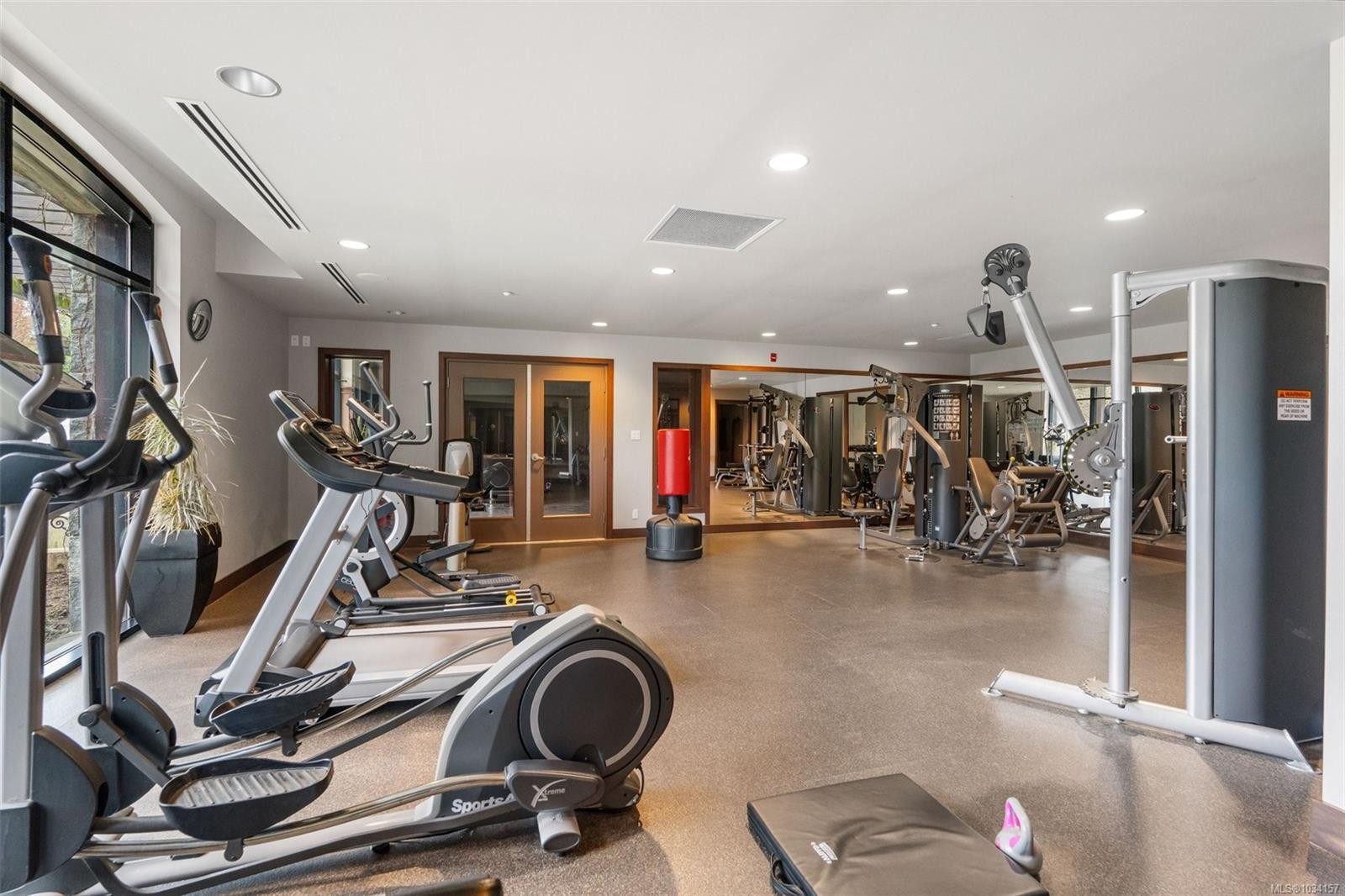 #113-1400 Lynburne Pl, Langford, BC - Indoor Photo Showing Gym Room