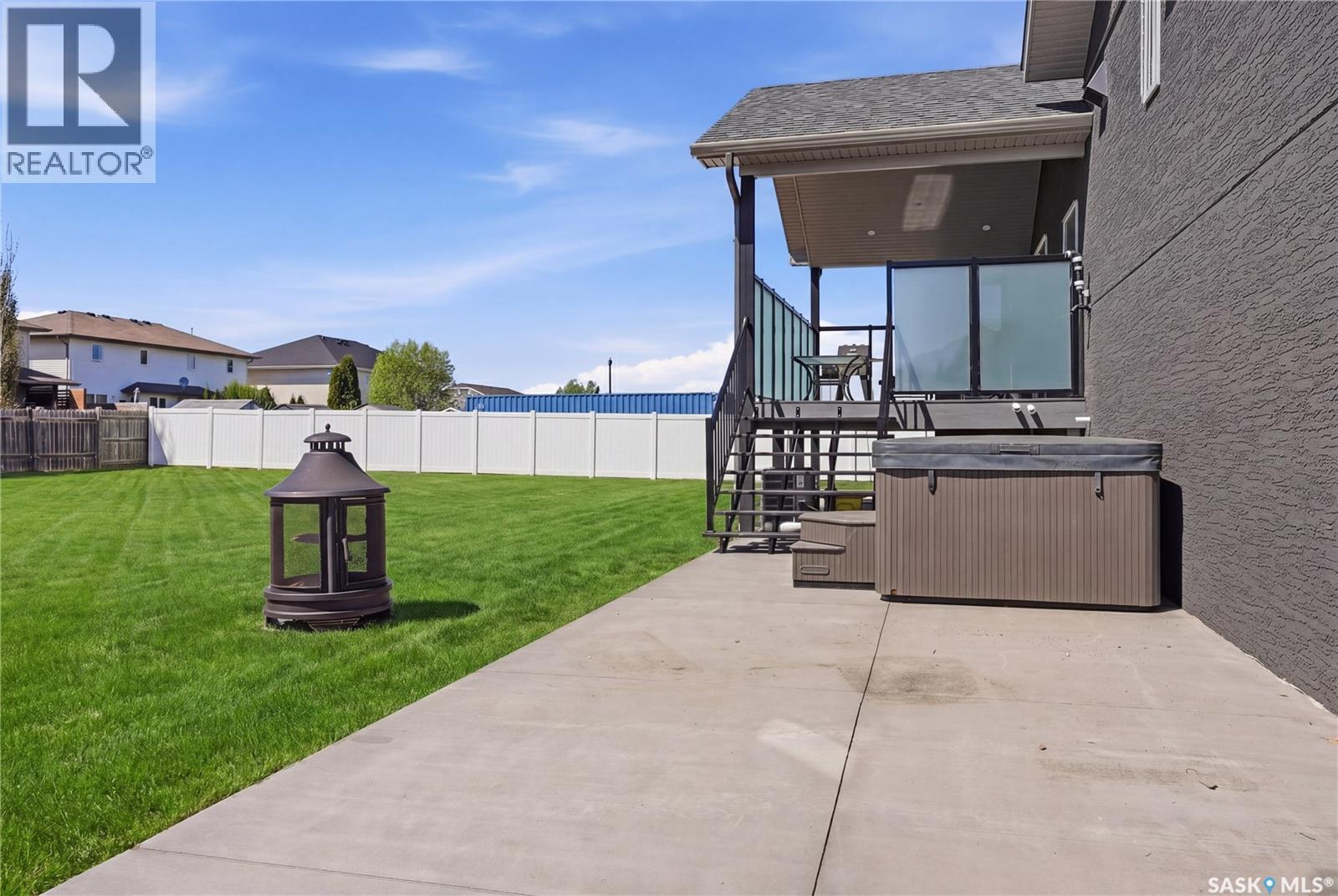 7 Loewen Court, Warman, SK - Outdoor With Facade