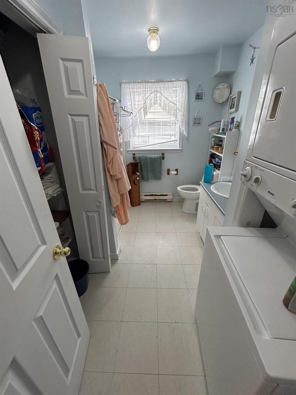 2 Pine Ridge Rd, Lower South River, NS