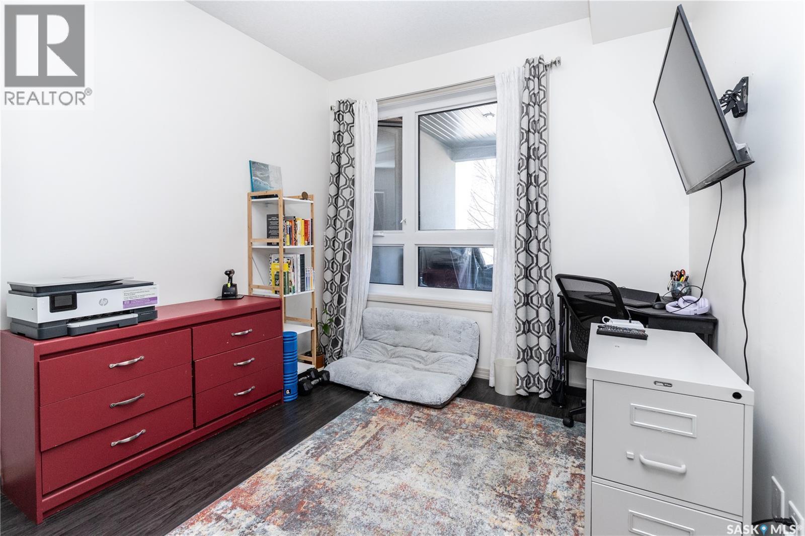 122 223 Evergreen Square, Saskatoon, SK - Indoor
