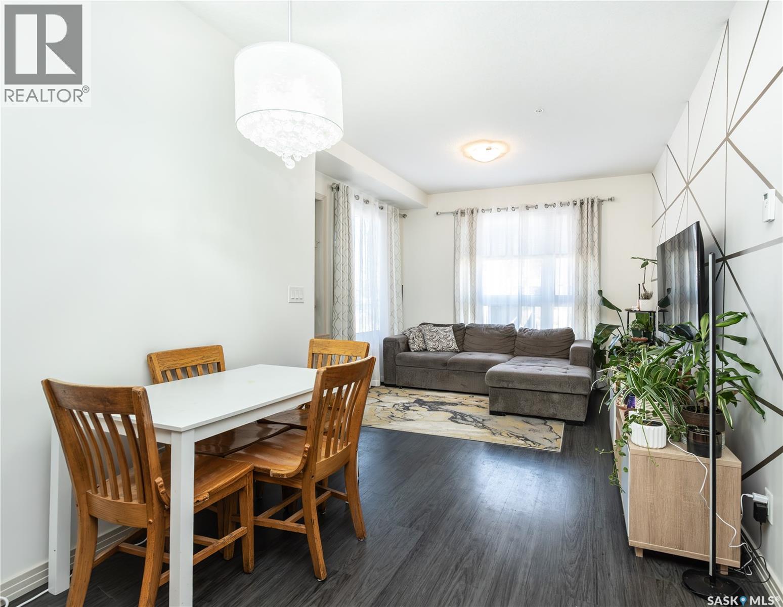 122 223 Evergreen Square, Saskatoon, SK - Indoor