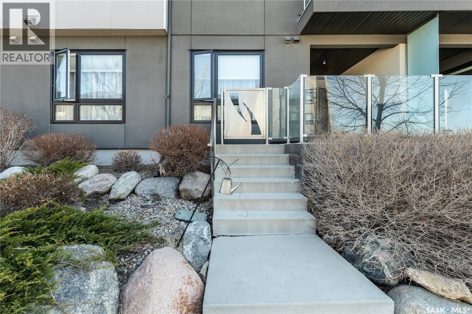 122 223 Evergreen Square, Saskatoon, SK - Outdoor With Exterior