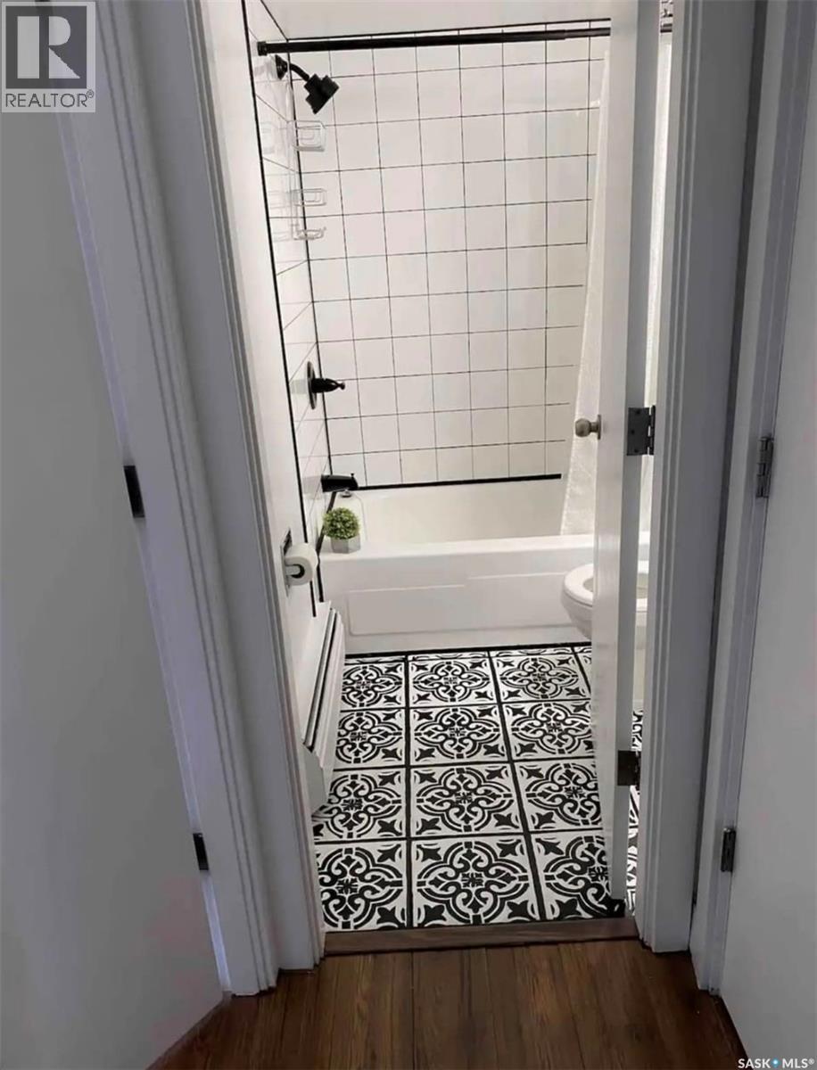 17 208 Lindsay Place, Saskatoon, SK - Indoor Photo Showing Bathroom