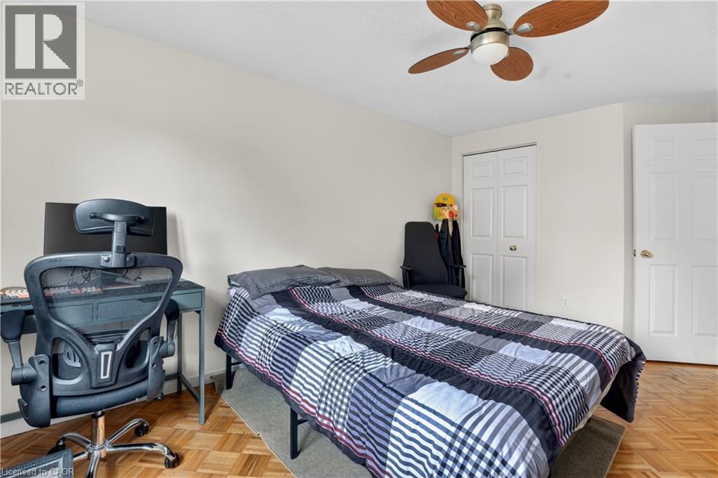 331 Keewatin Avenue, Kitchener, ON - Indoor Photo Showing Bedroom