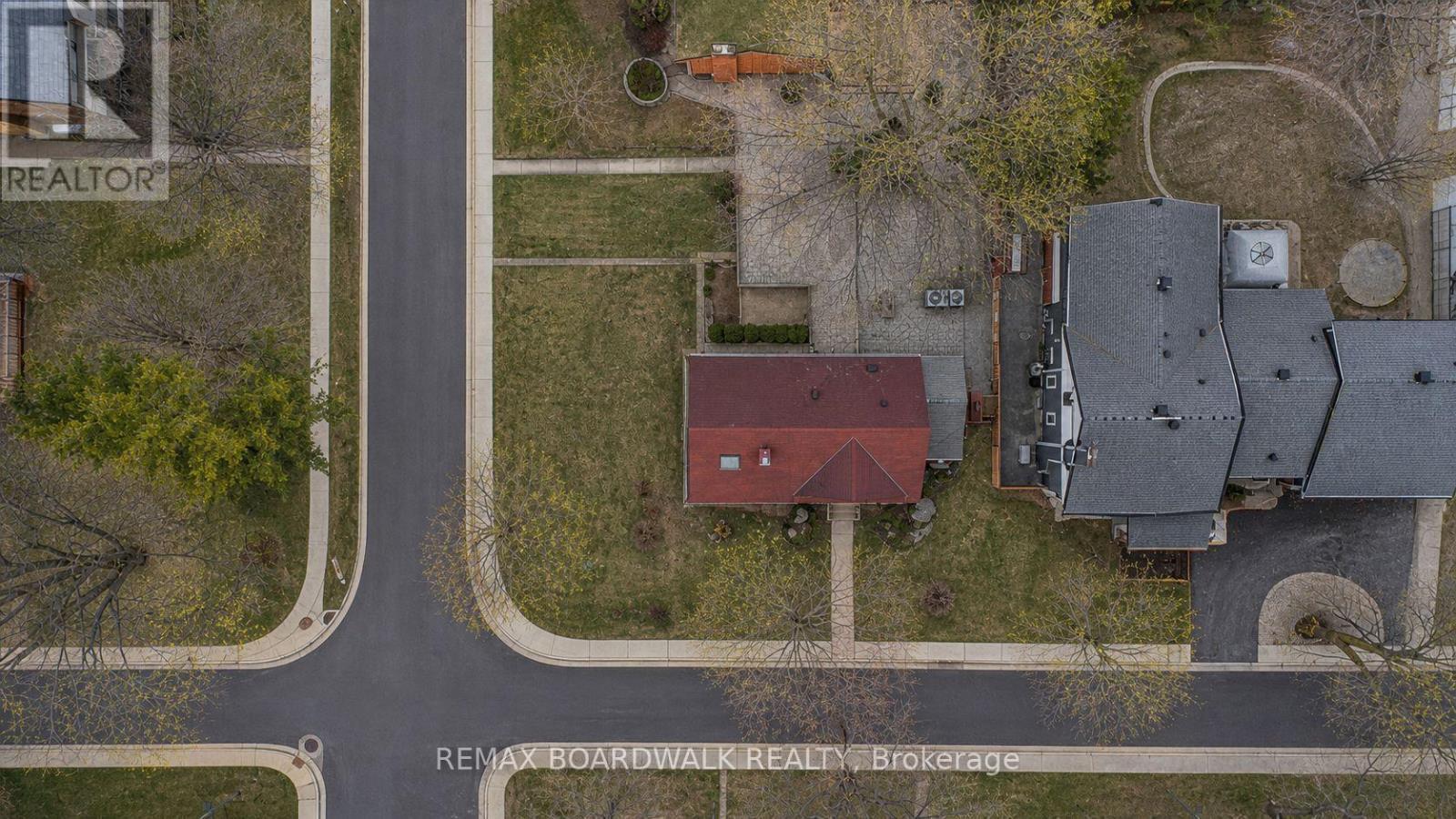 961 Kingsmere Avenue, Ottawa, ON - With View