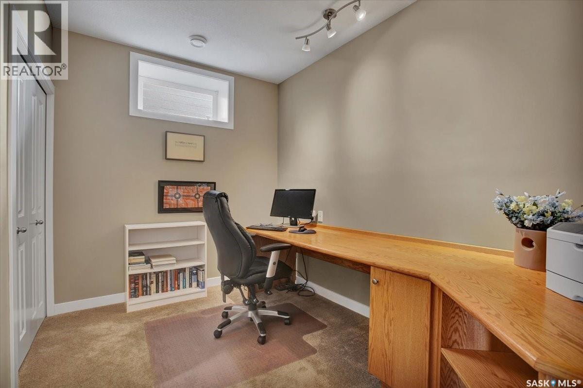 22 315 Ledingham Drive, Saskatoon, SK - Indoor Photo Showing Office