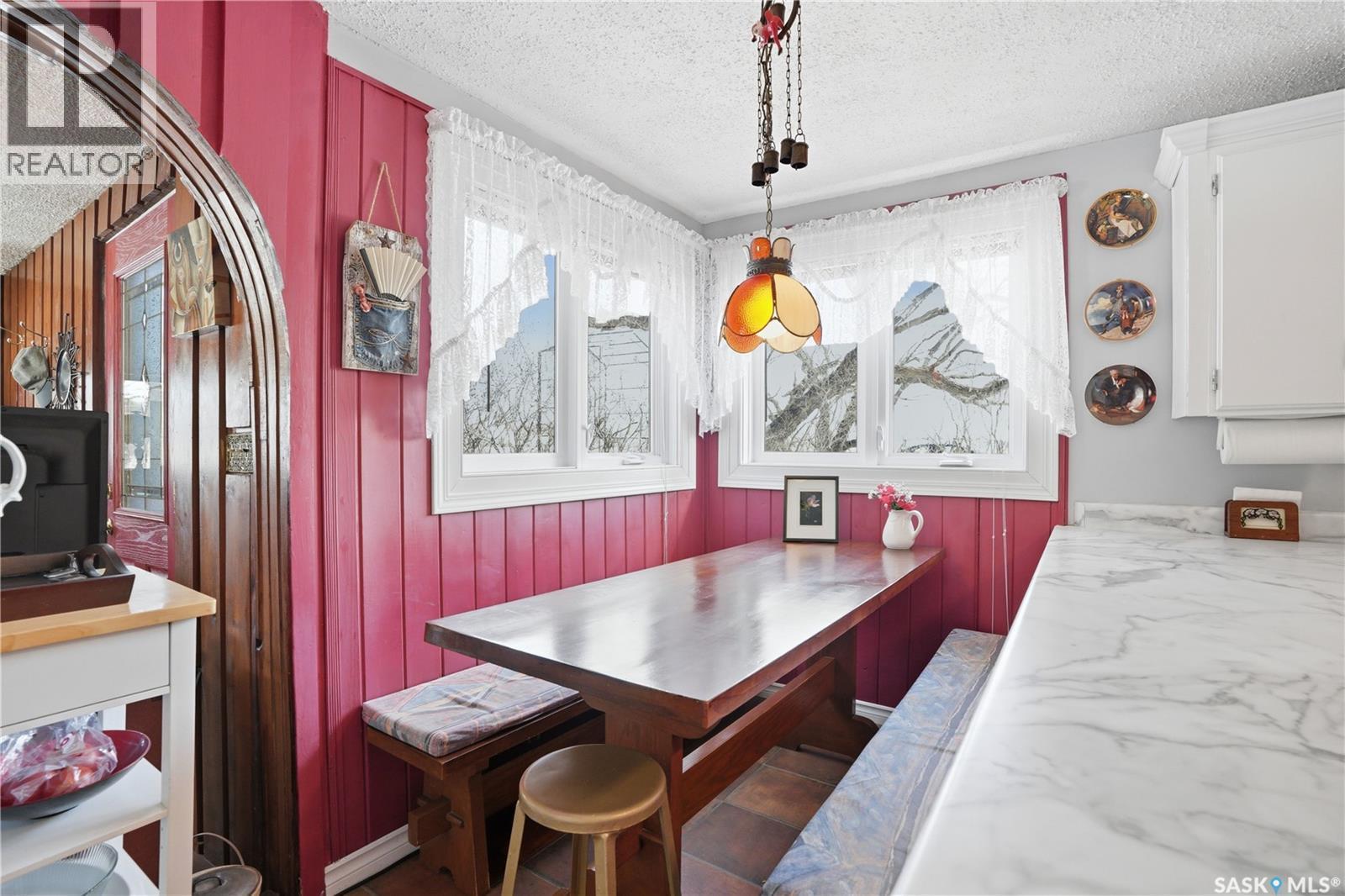 103 1St Street W, Hepburn, SK - Indoor