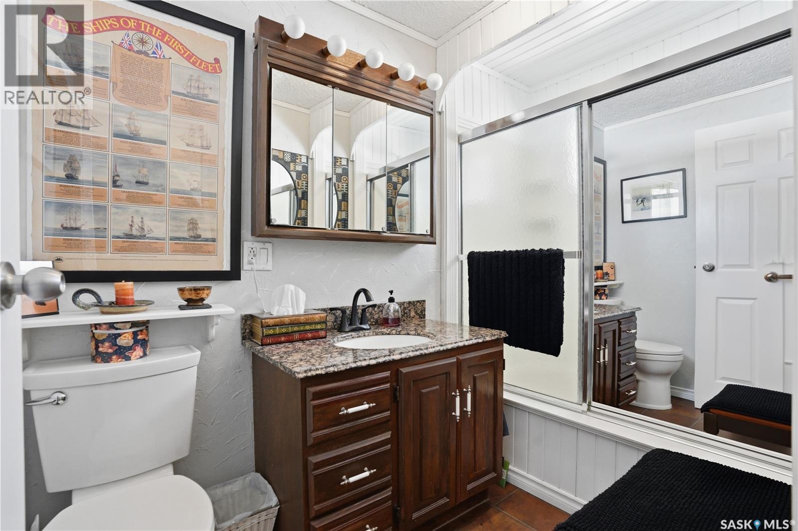 103 1St Street W, Hepburn, SK - Indoor Photo Showing Bathroom