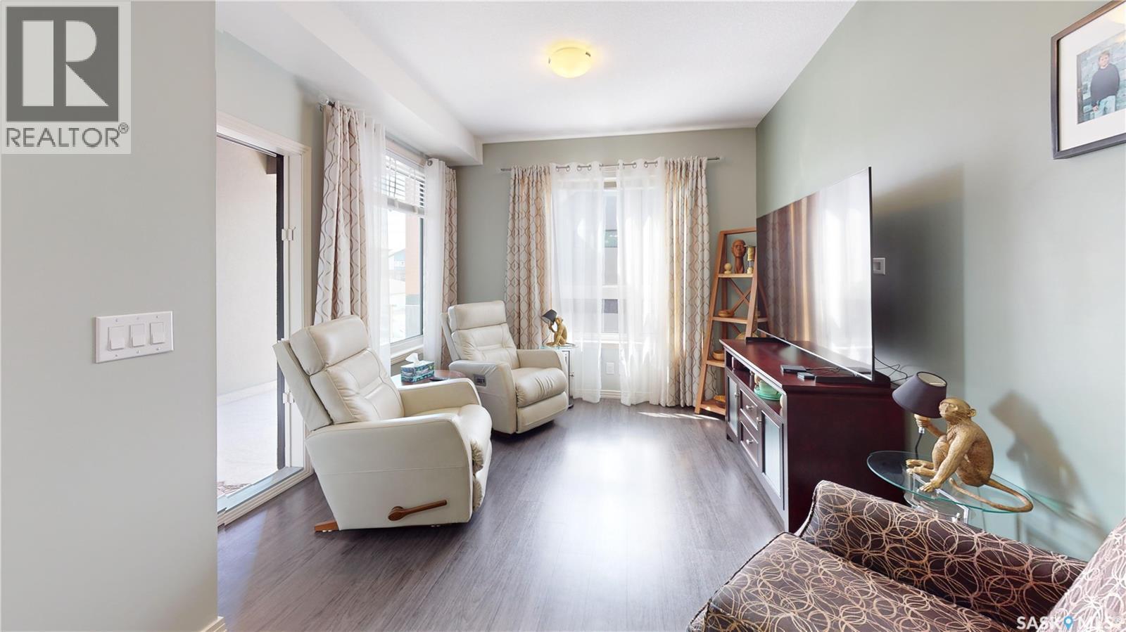 205 223 Evergreen Square, Saskatoon, SK - Indoor