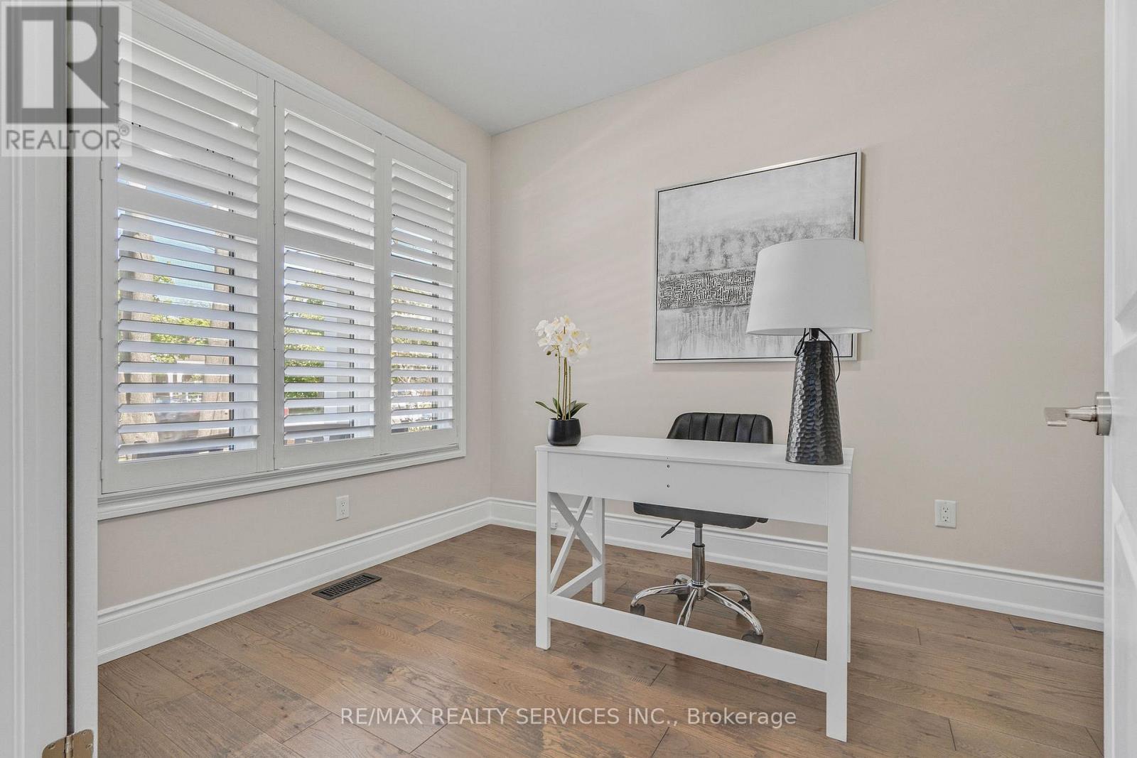958 Beach Boulevard, Hamilton, ON - Indoor Photo Showing Other Room