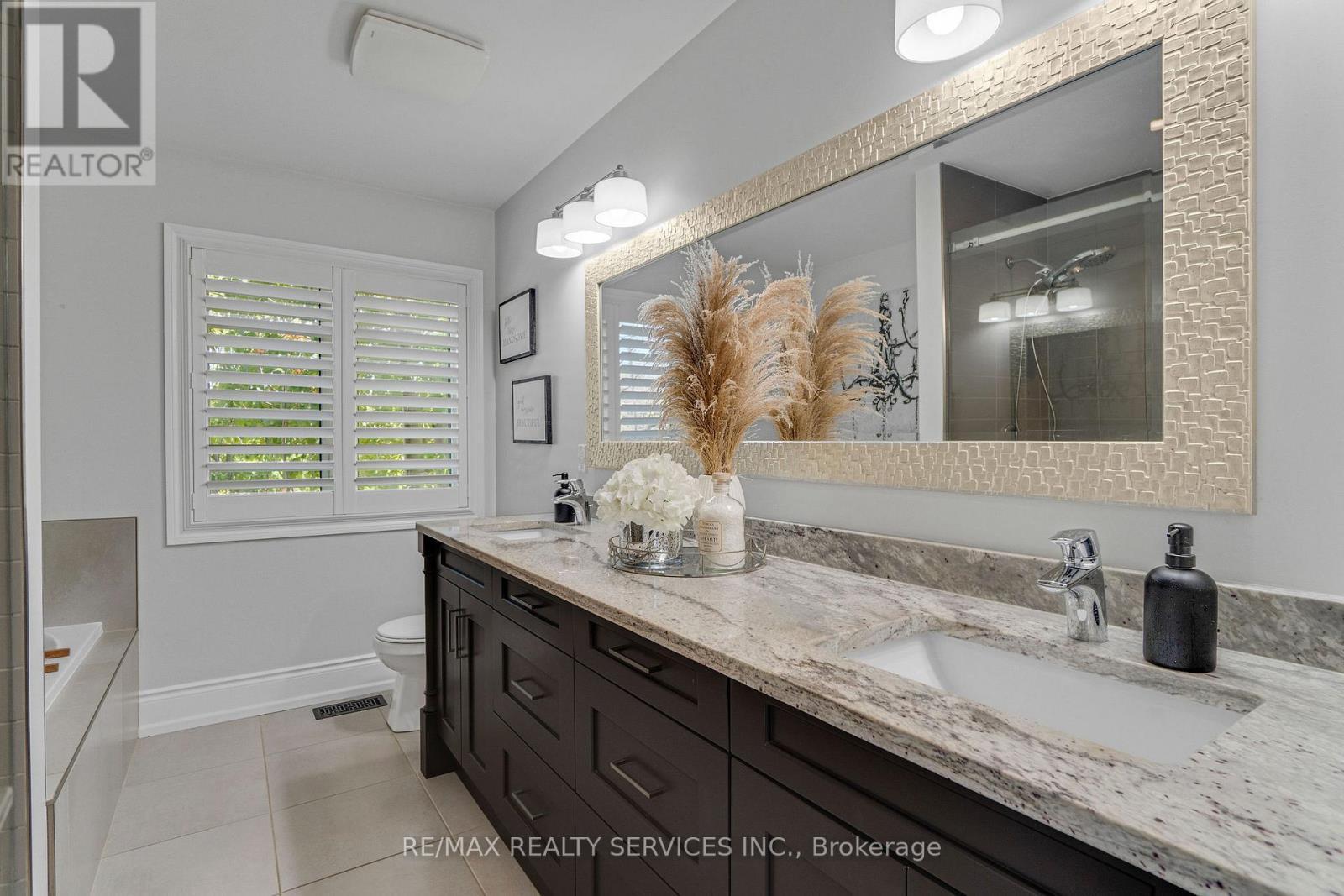 958 Beach Boulevard, Hamilton, ON - Outdoor With Balcony With Exterior