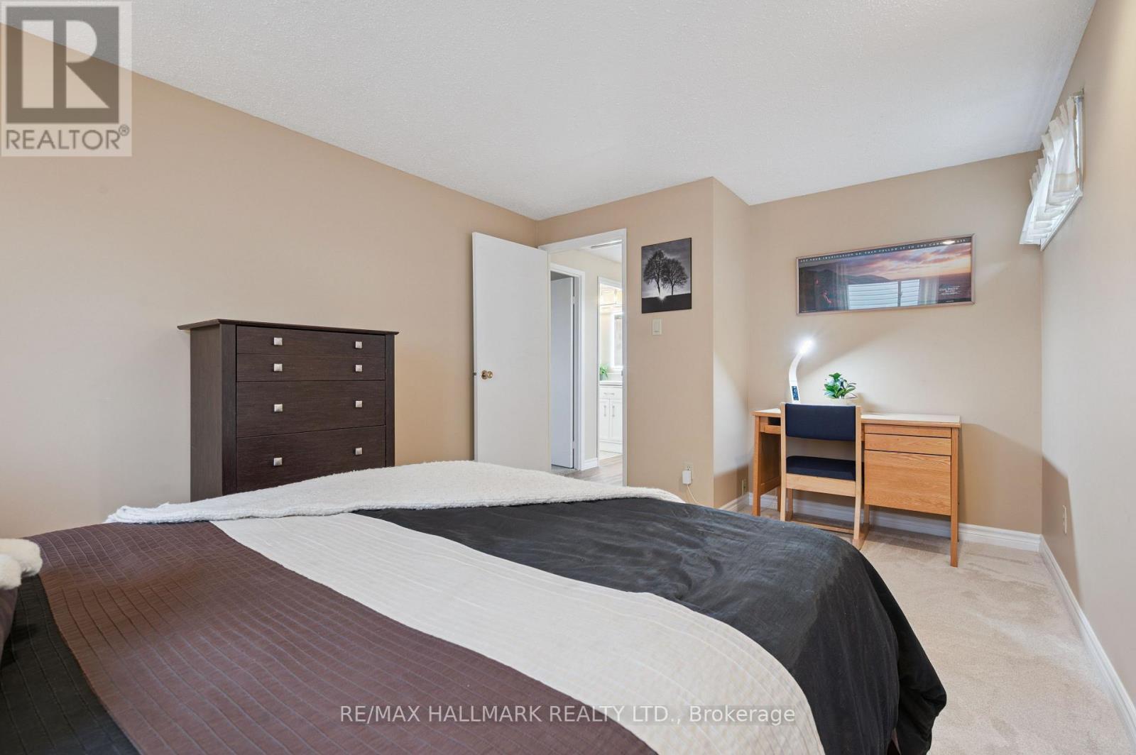 54 Blackwell Drive, Kitchener, ON - Indoor Photo Showing Bedroom