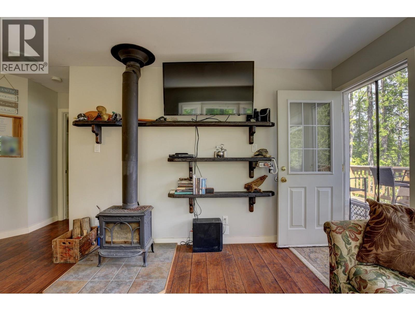 5517 Marshall Creek Road, Horsefly, BC - Indoor