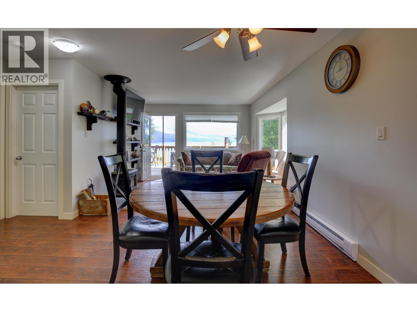 5517 Marshall Creek Road, Horsefly, BC - Indoor Photo Showing Dining Room