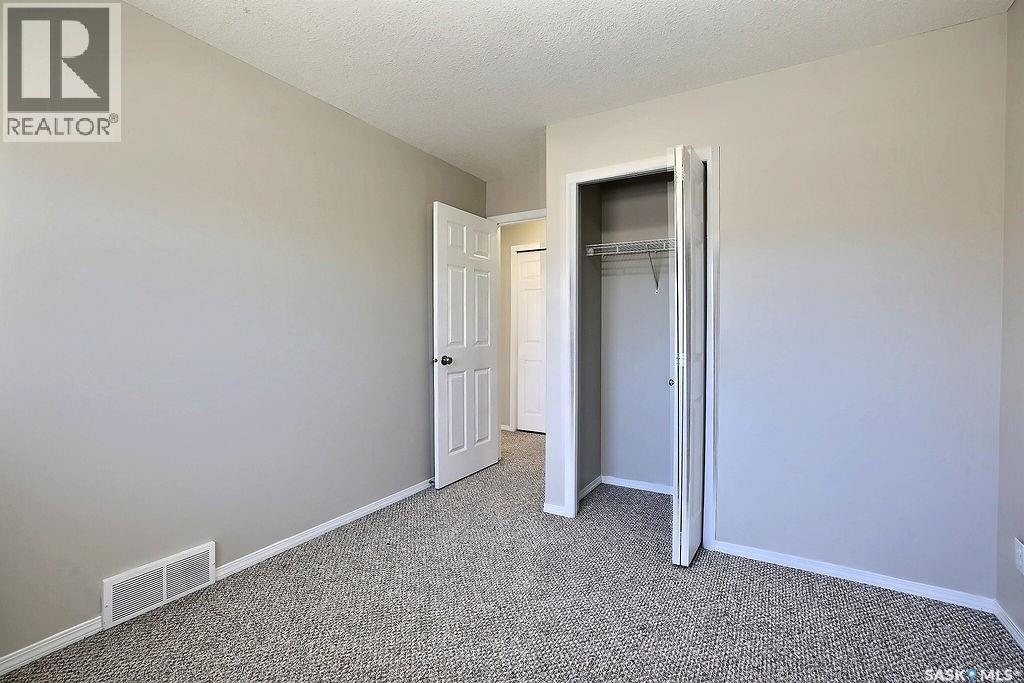 4722 Marigold Drive, Regina, SK - Indoor