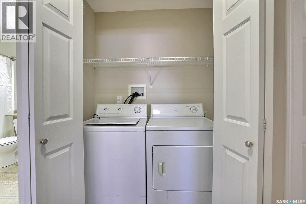 4722 Marigold Drive, Regina, SK - Indoor Photo Showing Laundry Room
