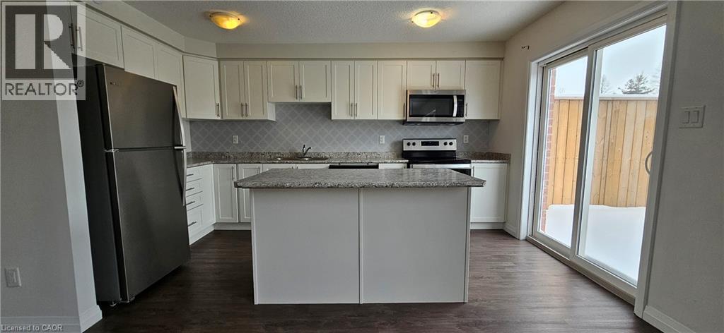24 Morrison Road Unit# A3, Kitchener, ON - Indoor Photo Showing Kitchen