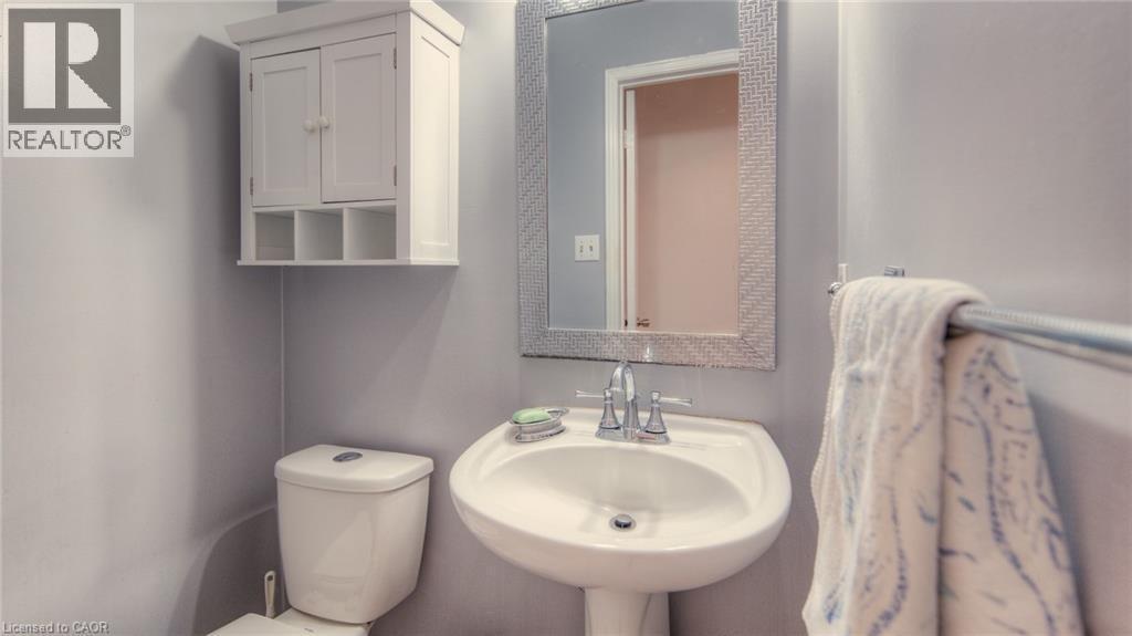 88 Chamberlin Drive Unit# Upper, Cambridge, ON - Indoor Photo Showing Bathroom