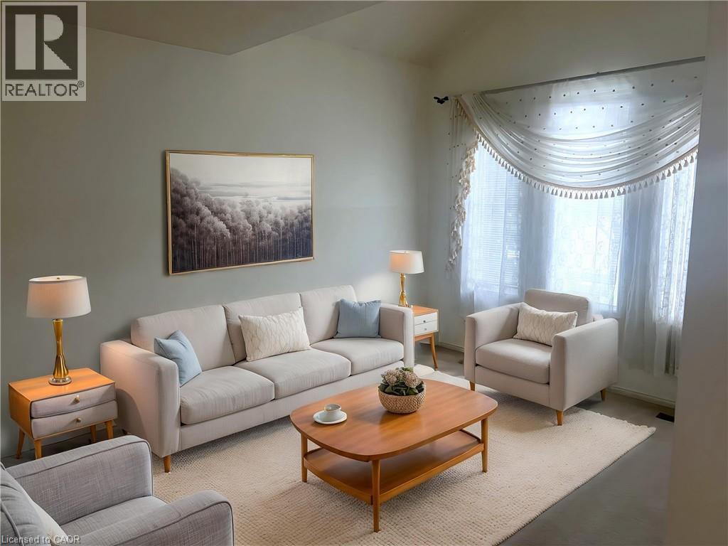 88 Chamberlin Drive Unit# Upper, Cambridge, ON - Indoor Photo Showing Living Room
