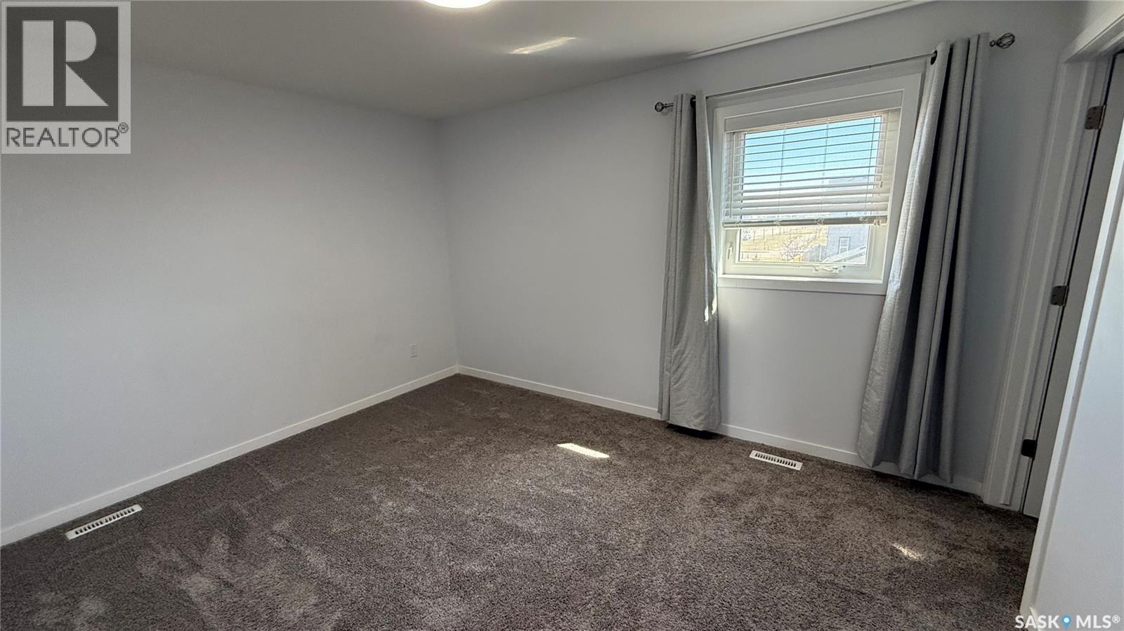 8005 Flax Avenue, Regina, SK - Indoor Photo Showing Other Room