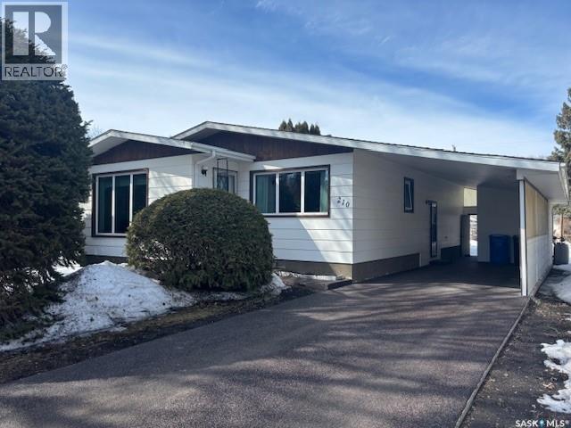 210 Alexander Avenue, Canora, SK - Outdoor