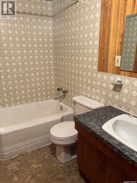 210 Alexander Avenue, Canora, SK - Indoor Photo Showing Bathroom