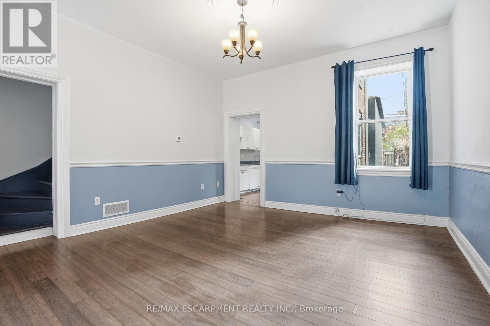 137 Market Street, Hamilton, ON - Indoor Photo Showing Other Room