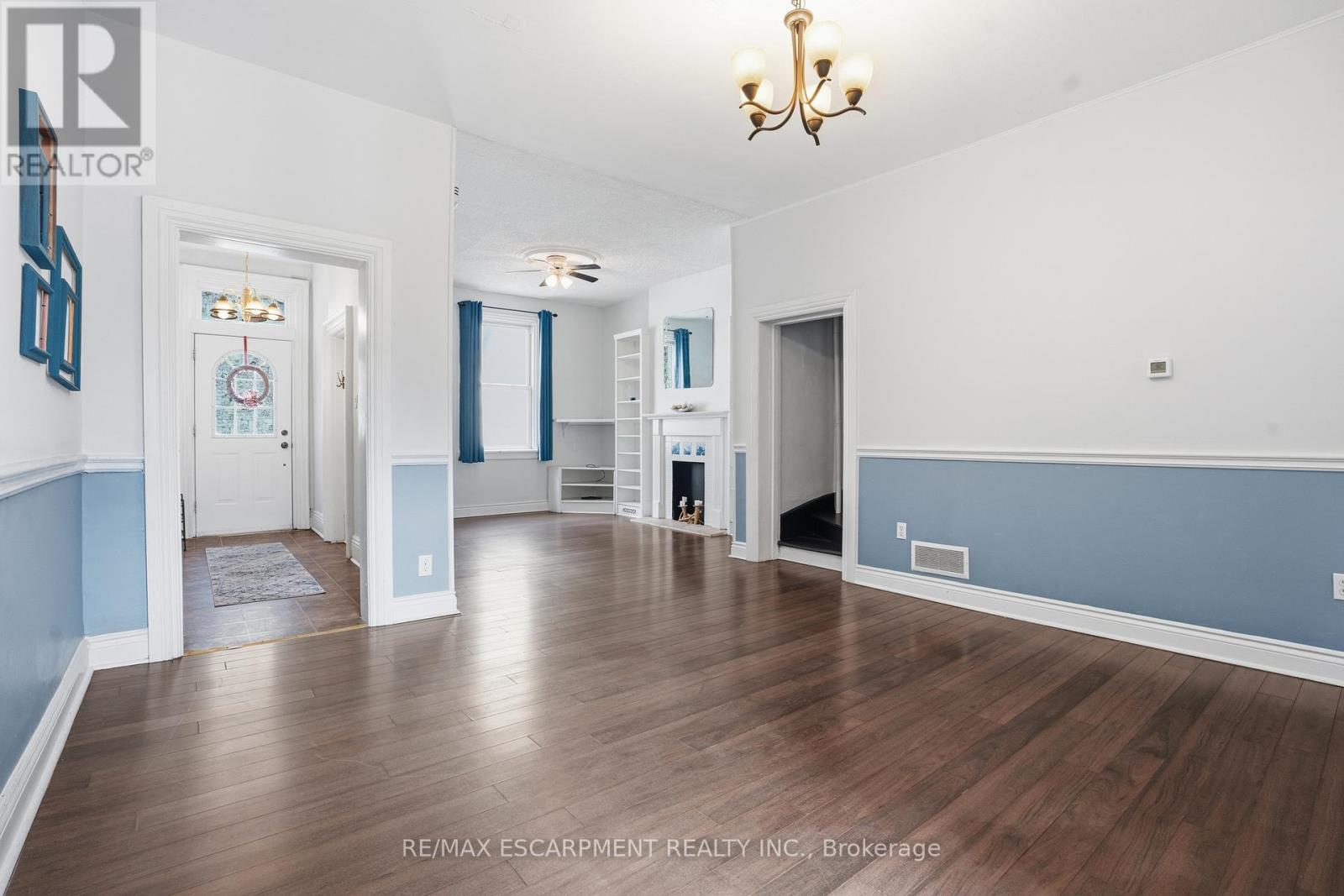 137 Market Street, Hamilton, ON - Indoor Photo Showing Other Room