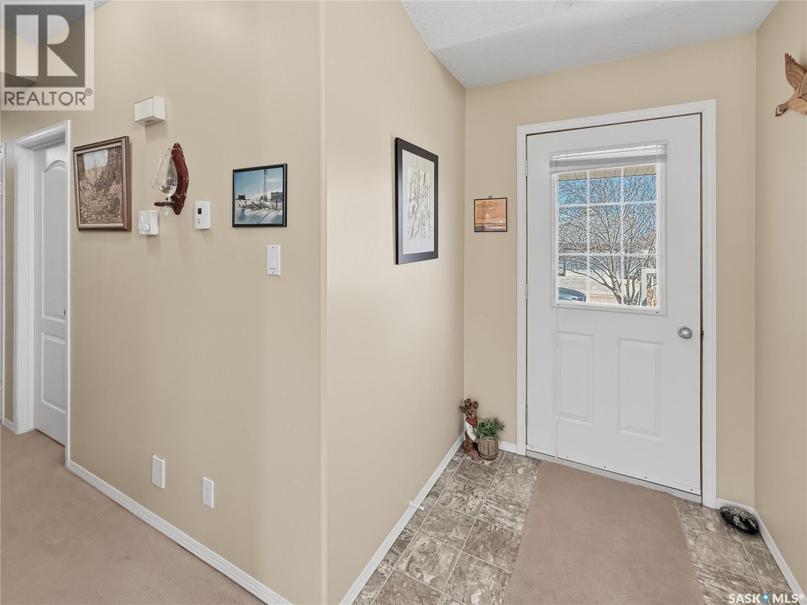 530 Palliser Drive, Swift Current, SK - Indoor Photo Showing Other Room