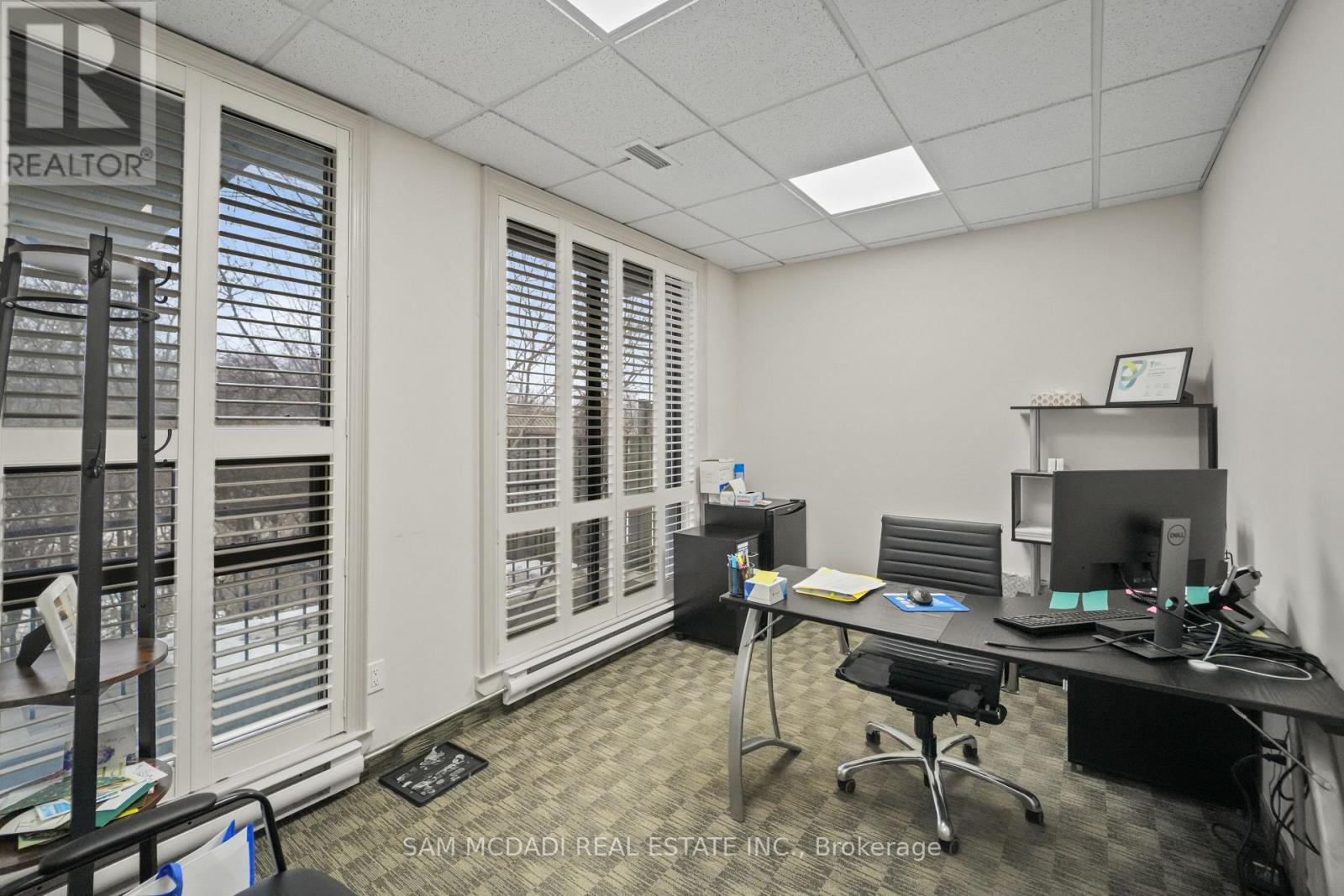1645 Dundas Street W, Mississauga, ON