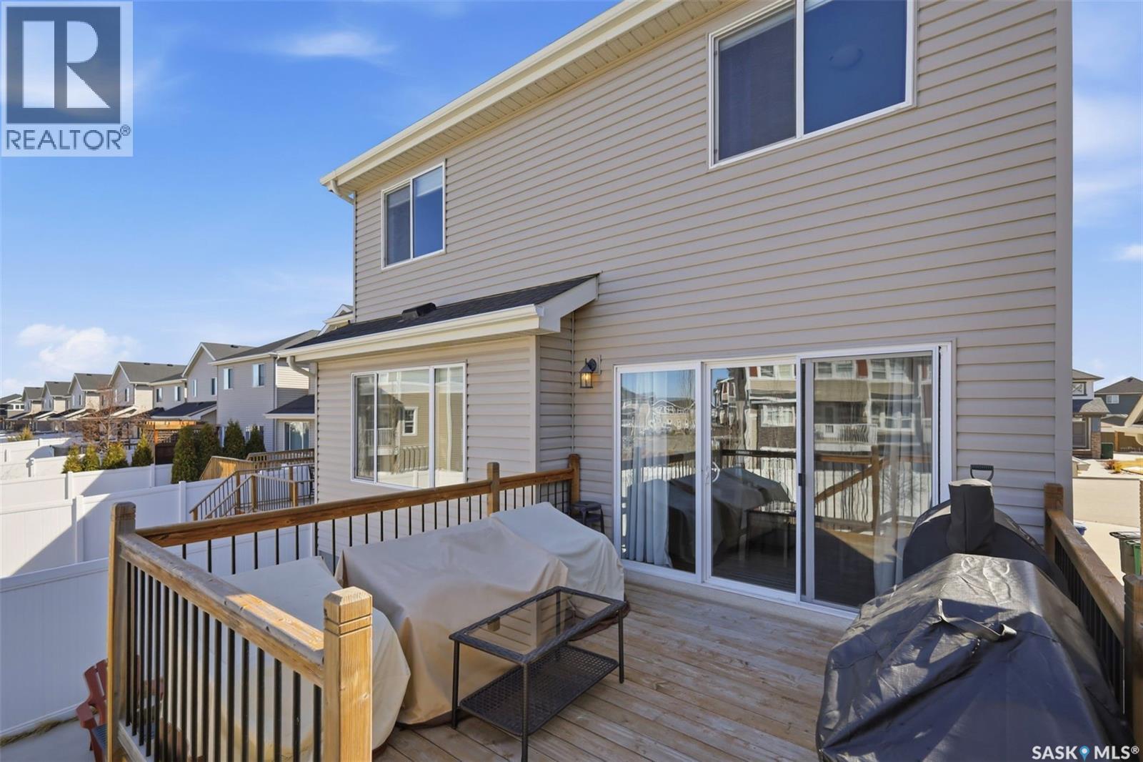 1047 Kolynchuk Crescent, Saskatoon, SK - Outdoor With Deck Patio Veranda With Exterior