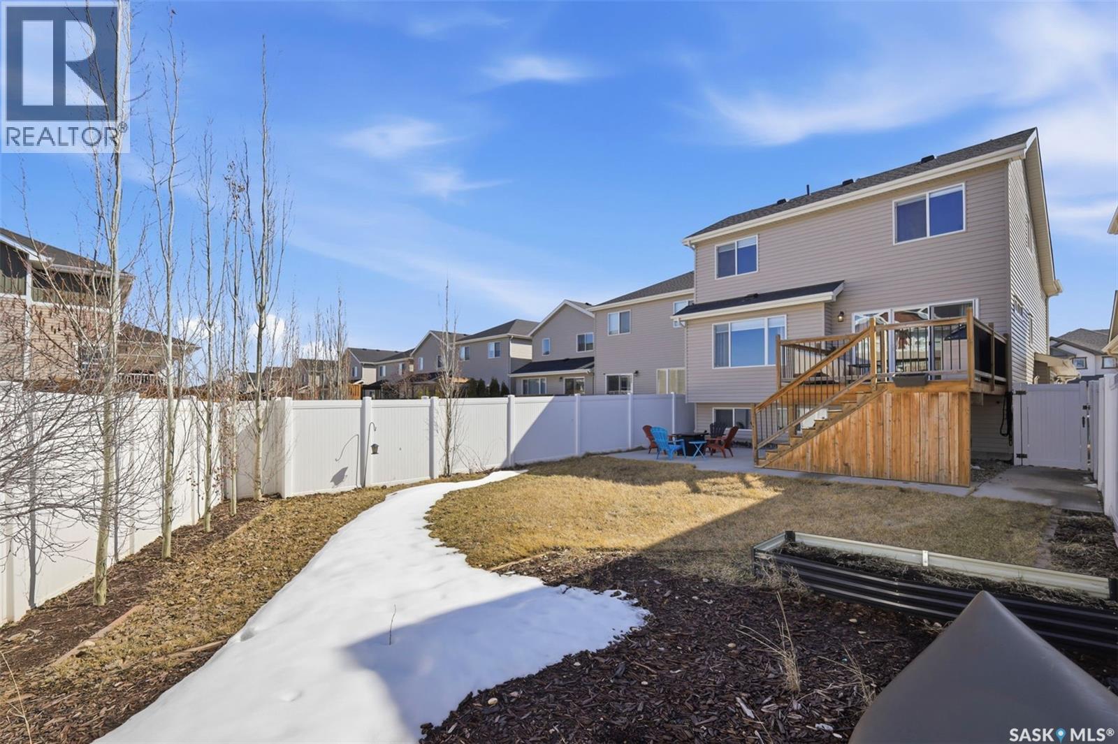 1047 Kolynchuk Crescent, Saskatoon, SK - Outdoor