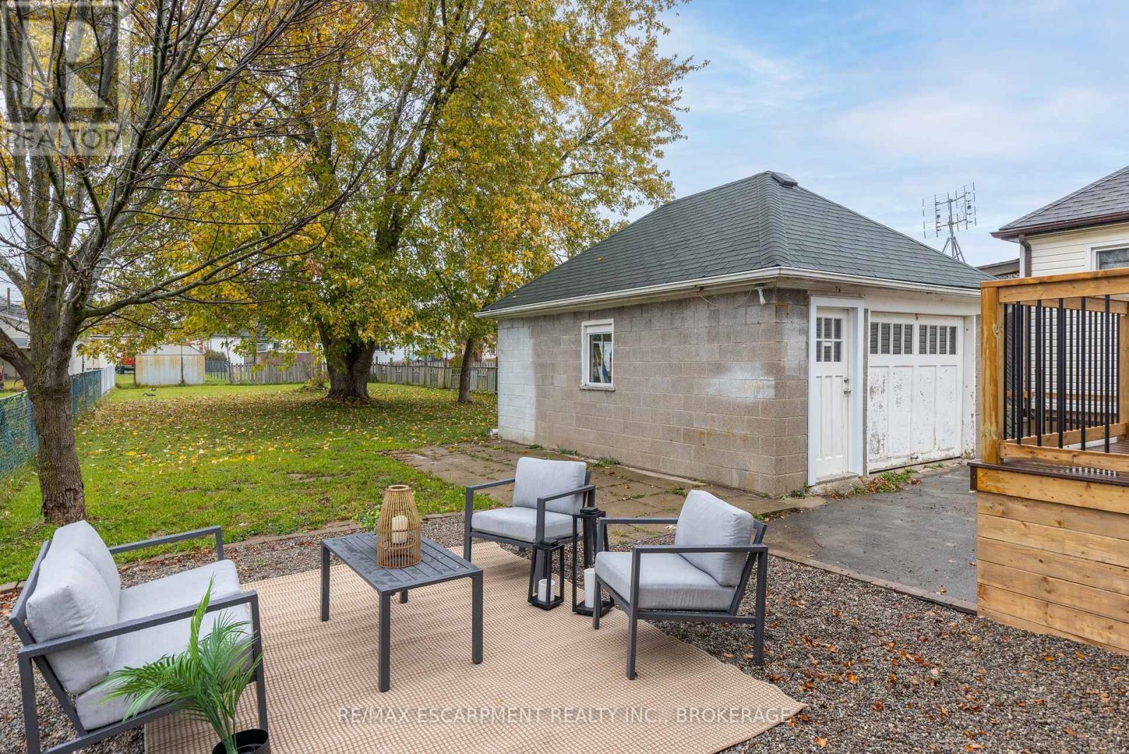 50 Fifth Street, Welland (Lincoln/Crowland), ON - Outdoor With Exterior