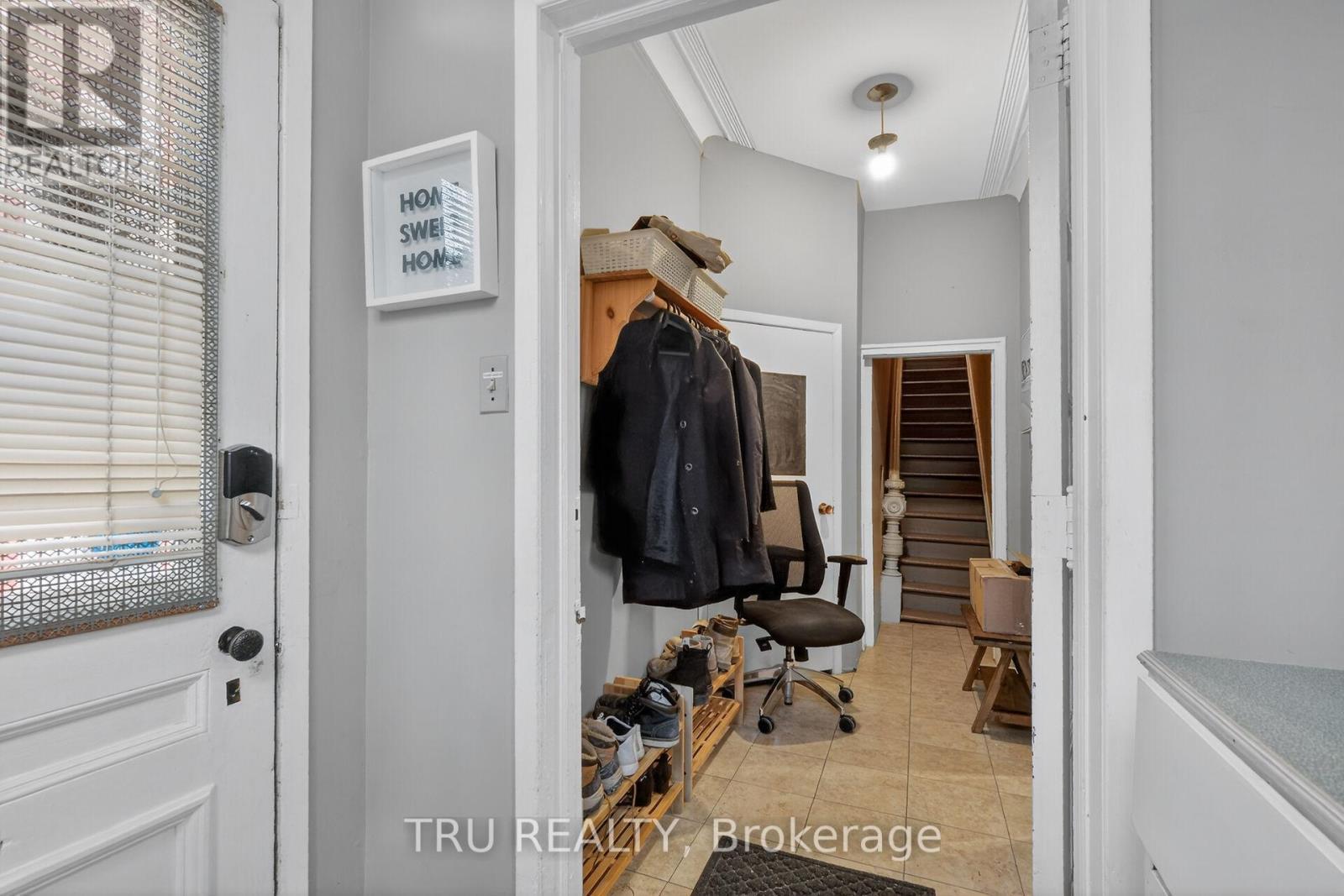 84 James Street, Ottawa, ON - Indoor