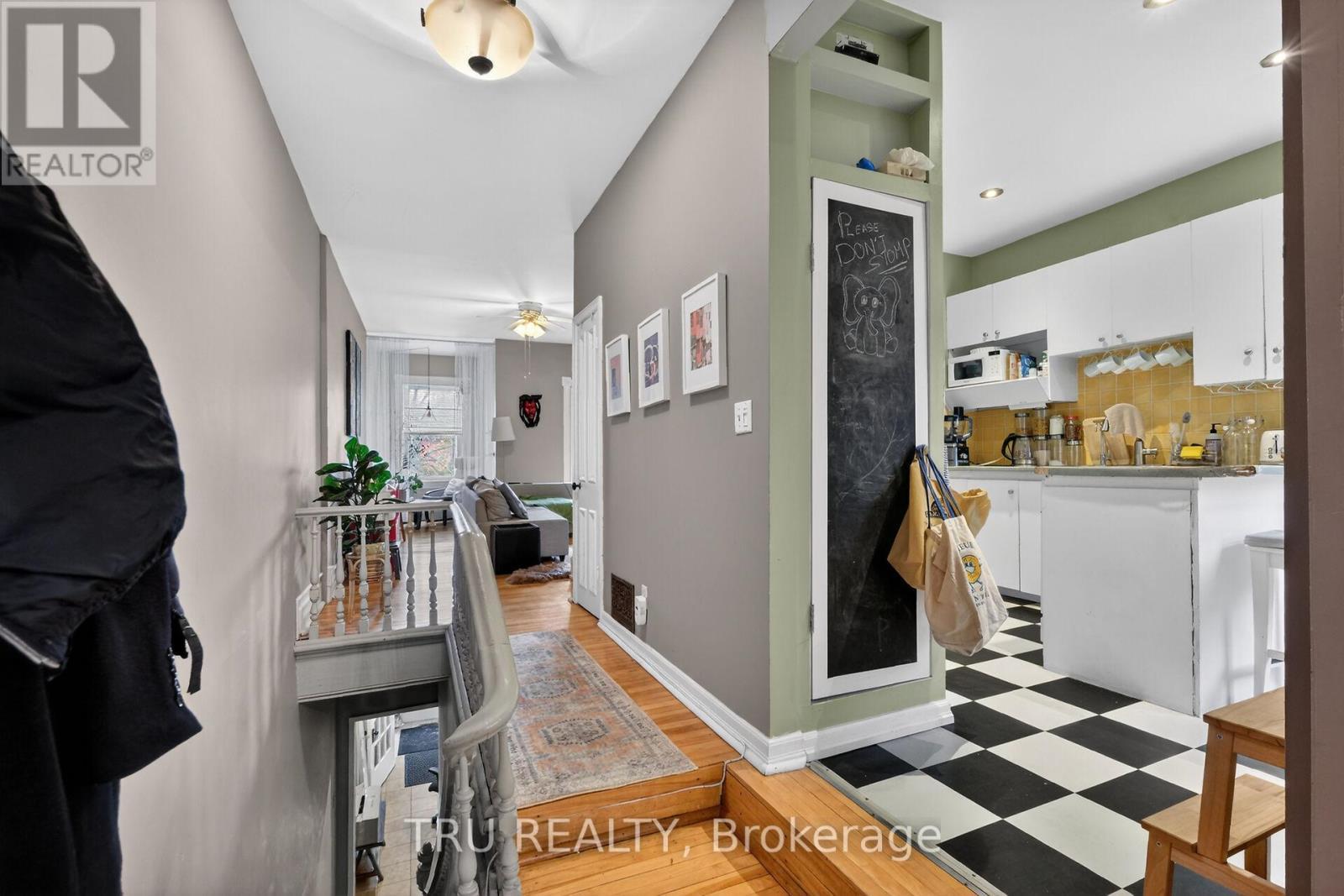 84 James Street, Ottawa, ON - Indoor Photo Showing Other Room