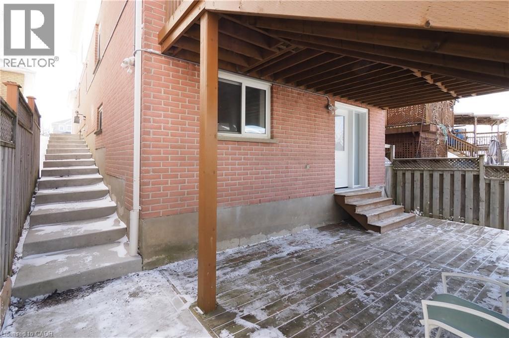 67 Hollyridge Crescent Unit# Lower, Kitchener, ON - Outdoor With Deck Patio Veranda With Exterior