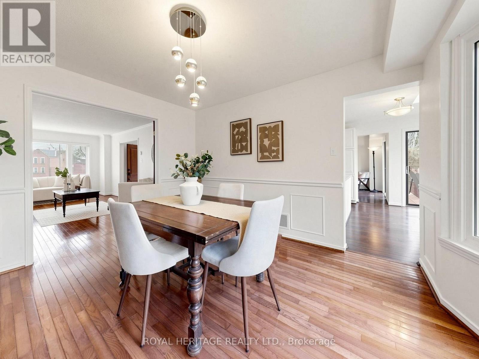 1237 Fieldstone Circle N, Pickering, ON - Indoor Photo Showing Dining Room