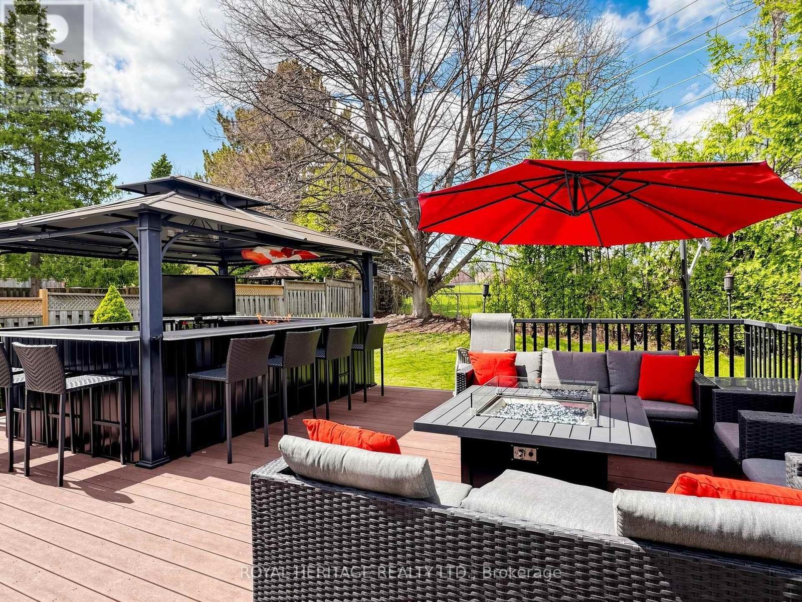 Backyard oasis - 1237 Fieldstone Circle N, Pickering, ON - Outdoor With Deck Patio Veranda