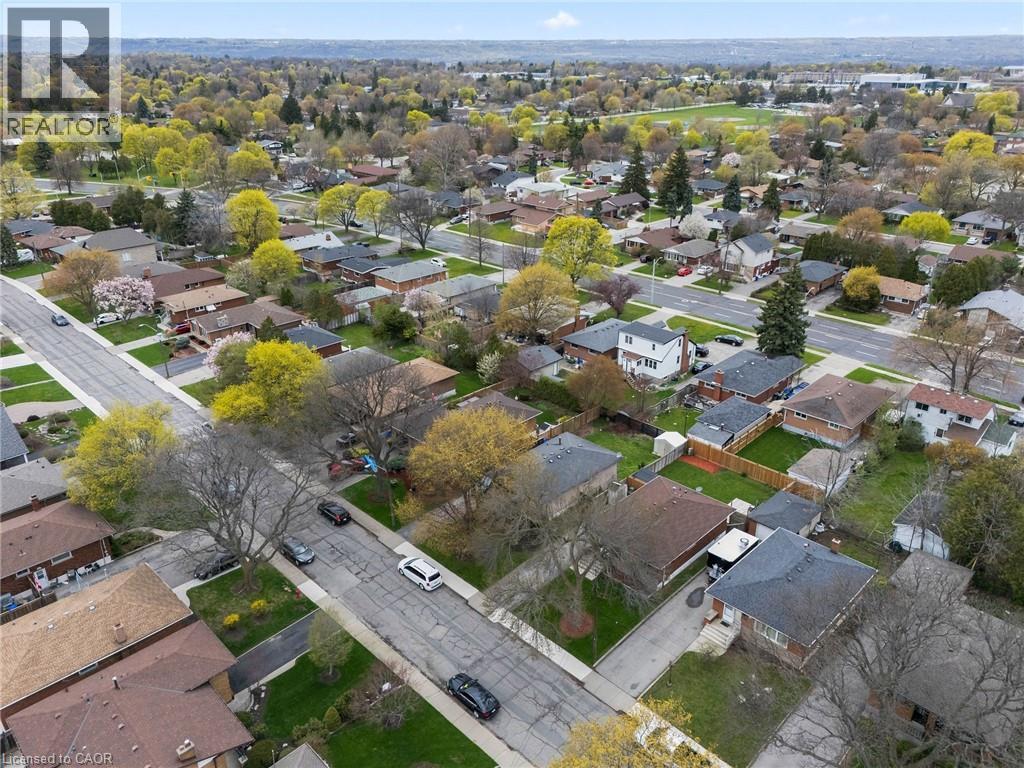 42 Atwater Crescent, Hamilton, ON