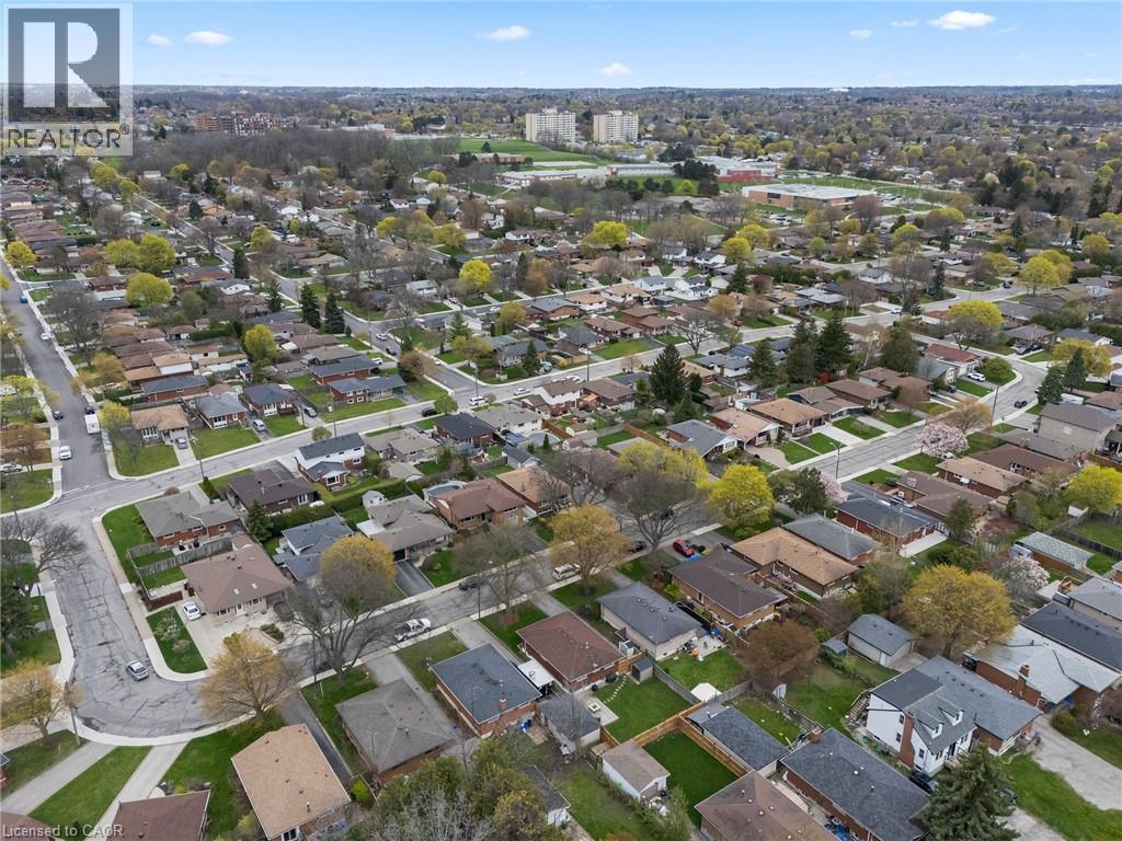 42 Atwater Crescent, Hamilton, ON