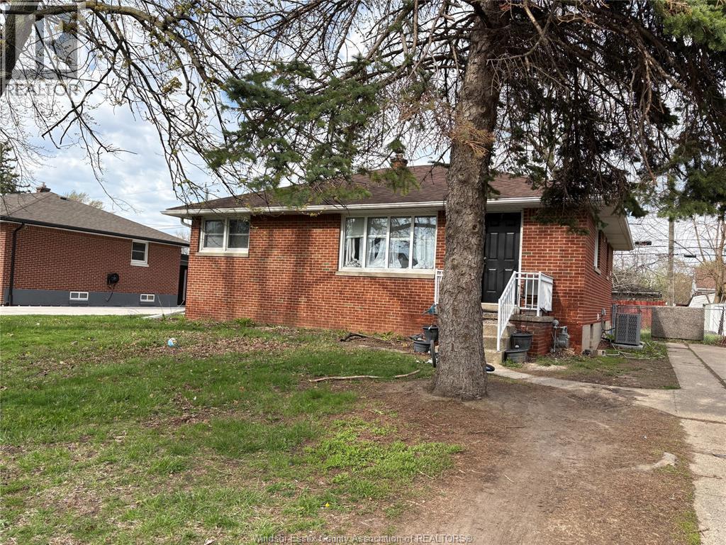 3580 Mckay Unit# Lower, Windsor, ON - Outdoor
