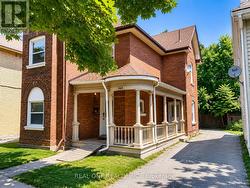 MAIN FLOOR - 162 DARLING STREET Brantford, ON N3S 3W6
